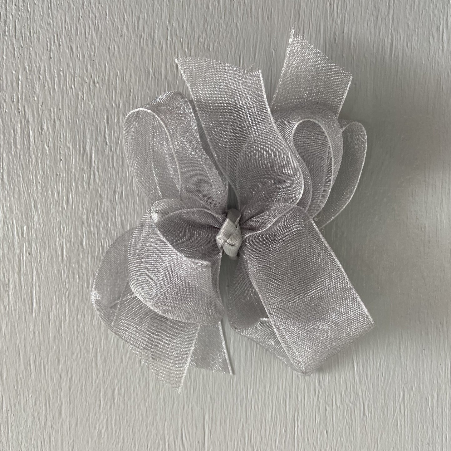 Sheer Bow, Small, Grey