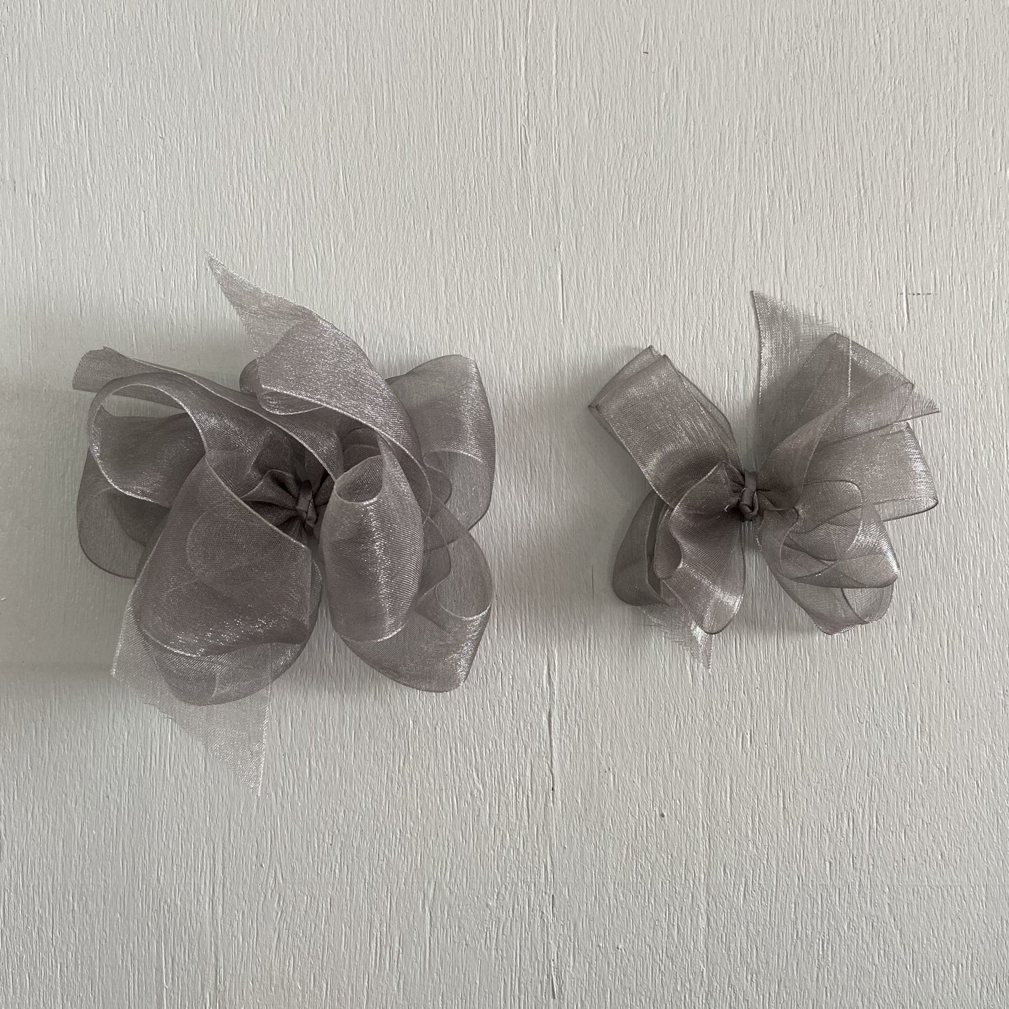 Sheer Bow, Small , Pewter