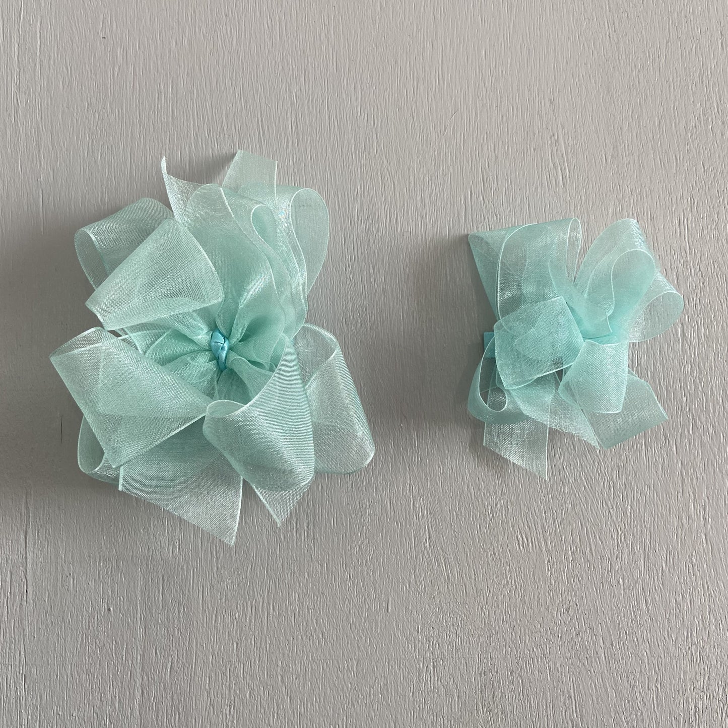 Sheer Bow, Small, Aqua