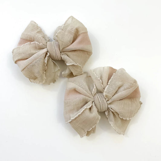 Ruffle Clip Set Champagne