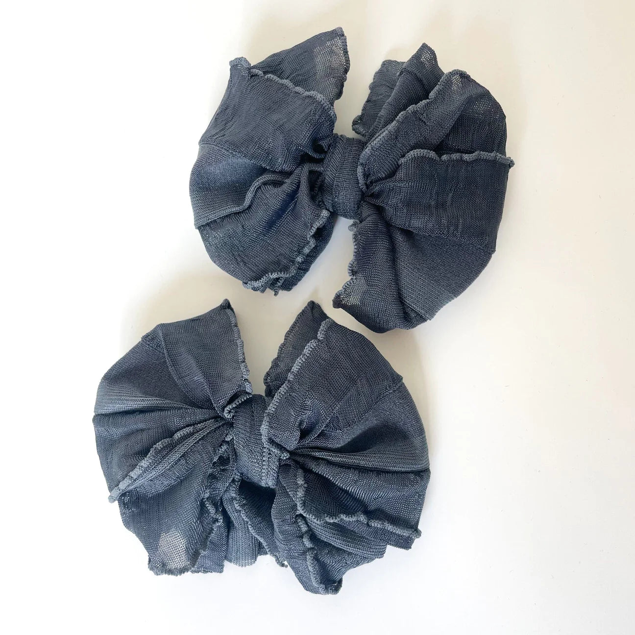 Ruffle Clip Set Dark Grey